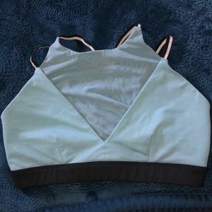 Alo Yoga sportsbra